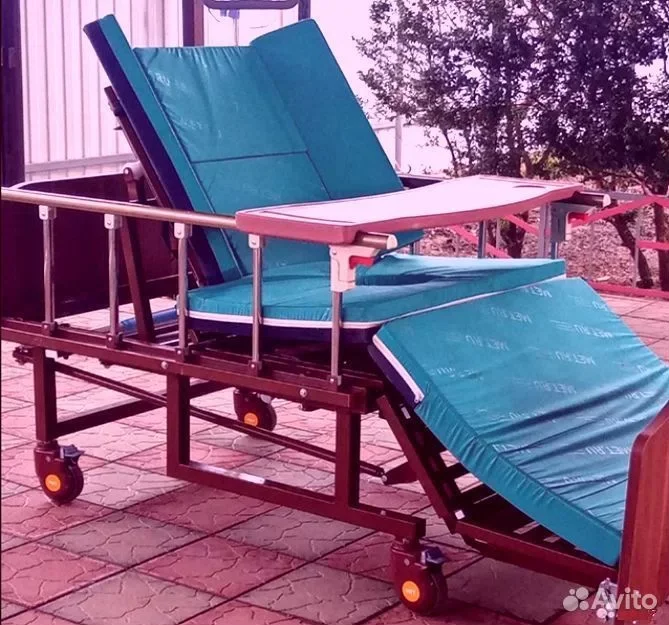 Медицинская кровать для лежачих больных M32 с wc п - миниатюра 8