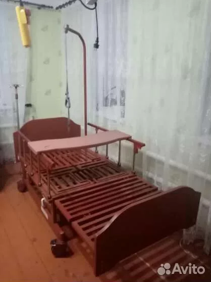 Медицинская кровать для лежачих больных кардио+wc - миниатюра 2