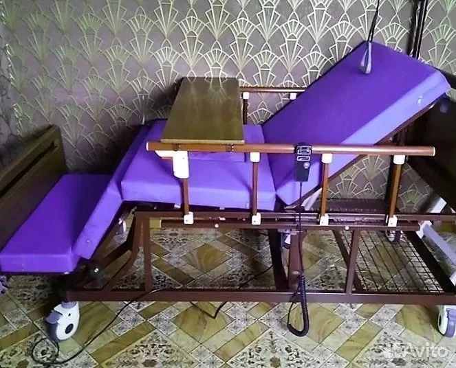 Медицинская кровать для лежачих больных b11+рассро - миниатюра 3