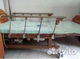 Медицинская кровать для лежачих больных элек приво - миниатюра 2
