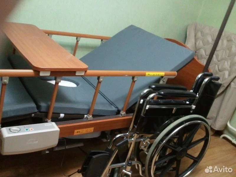 Медицинская кровать для лежачих больных дома матра - миниатюра 2