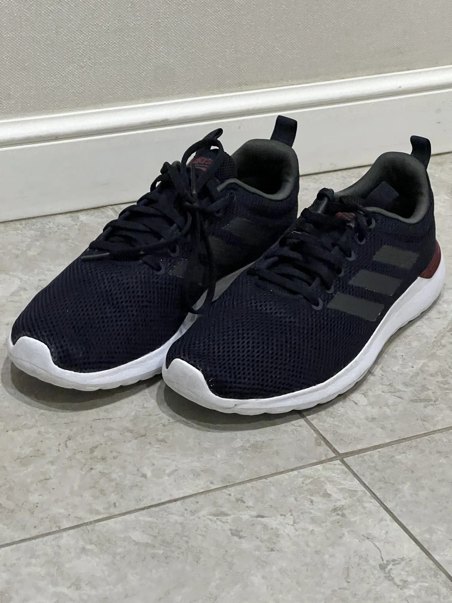 Adidas мужские кроссовки - миниатюра 2