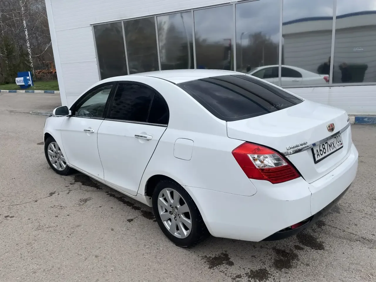 geely emgrand - миниатюра 2