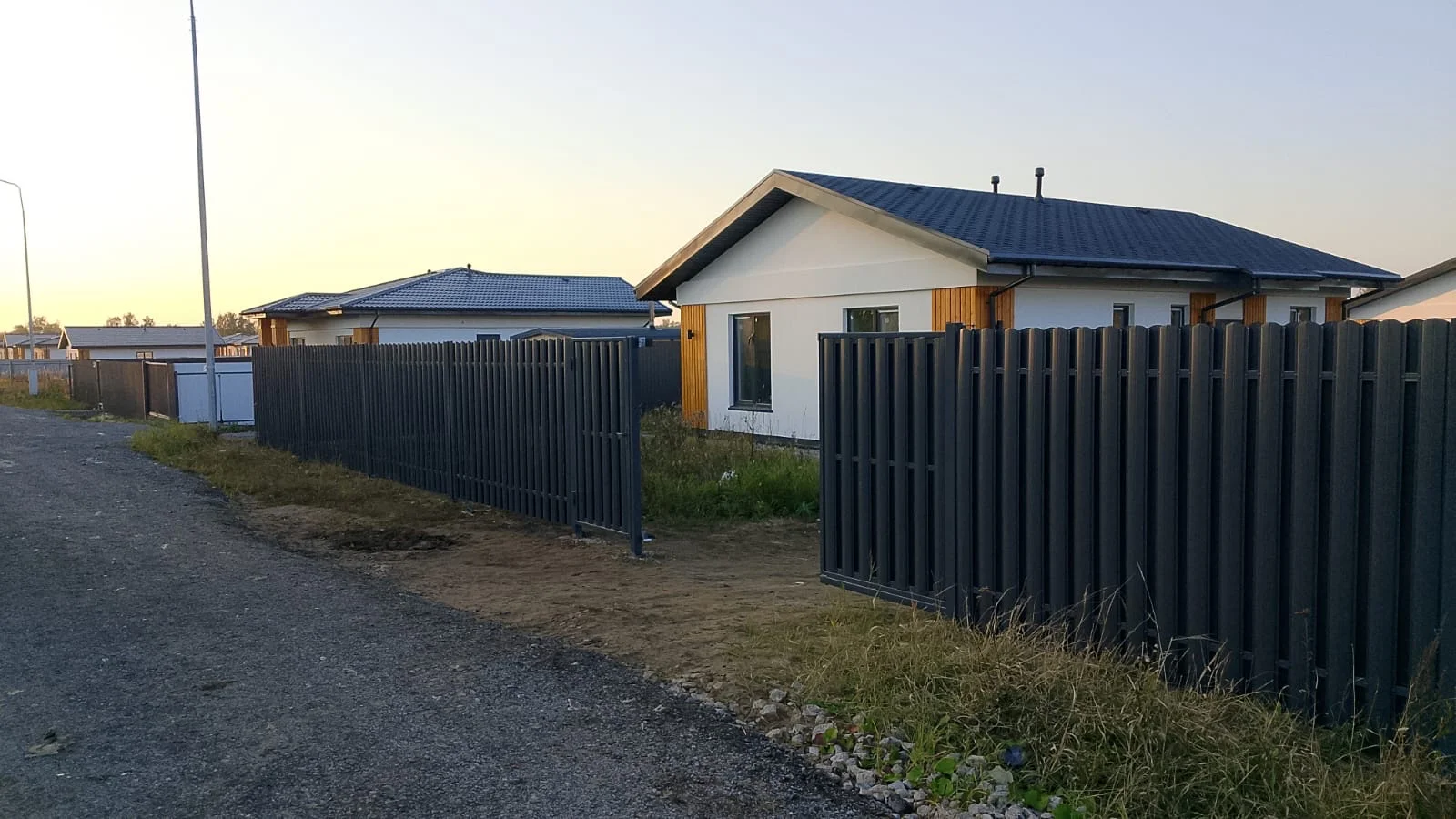 Откатные ворота, забор, калитка под ключ - миниатюра 25