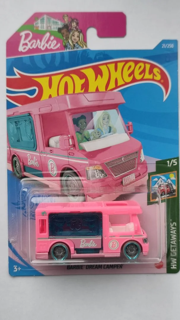 Hot Wheels Barbie Dream Camper - изображение 1