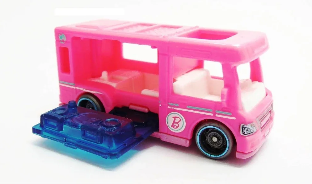 Hot Wheels Barbie Dream Camper - миниатюра 6