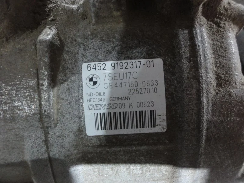 Компрессор кондиционера BMW X6 E71 N63B44A 2010 - миниатюра 3