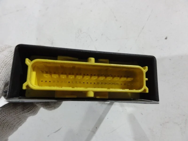 Блок AIR BAG Volkswagen Amarok 2H CNFB 2013 - миниатюра 3
