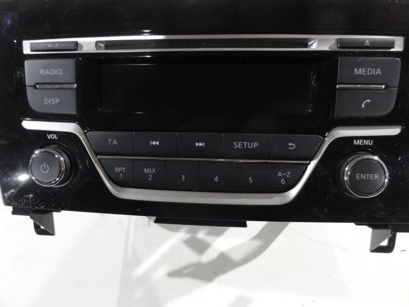 Магнитола Nissan Qashqai 2 MR20DD 2015 - миниатюра 2