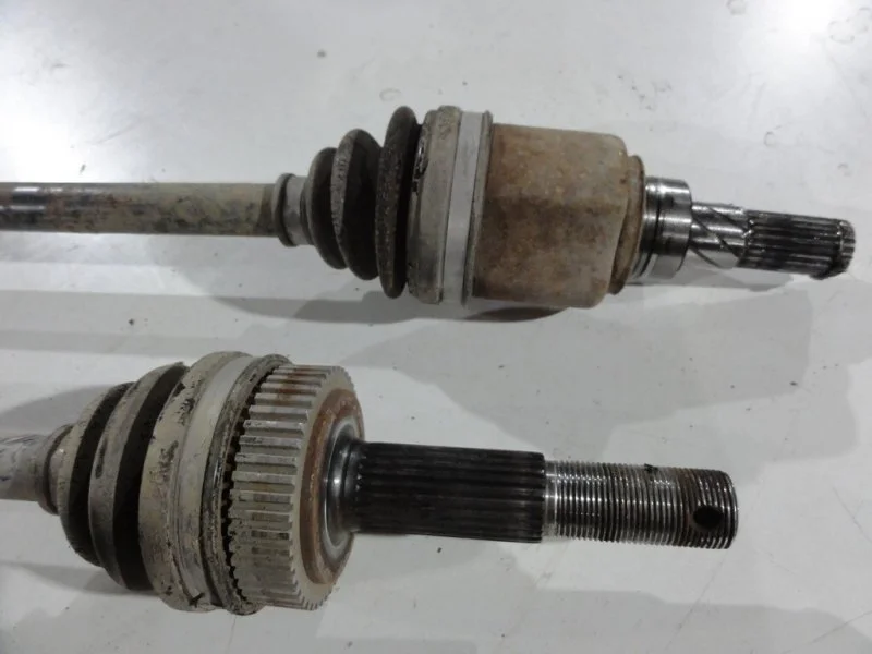 Полуось (привод) задний Nissan Qashqai 2 MR20DD - миниатюра 3