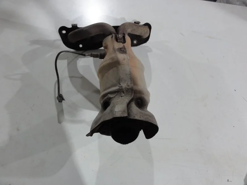 Коллектор выпускной Nissan Qashqai 1 MR20DE 2011 - миниатюра 2