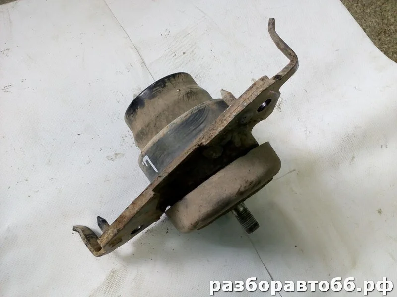 Опора двигателя подушка передняя левая Toyota Land - изображение 1