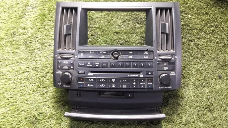 Блок кнопок в торпедо Infiniti FX35 1 VQ35 2004 - миниатюра 2