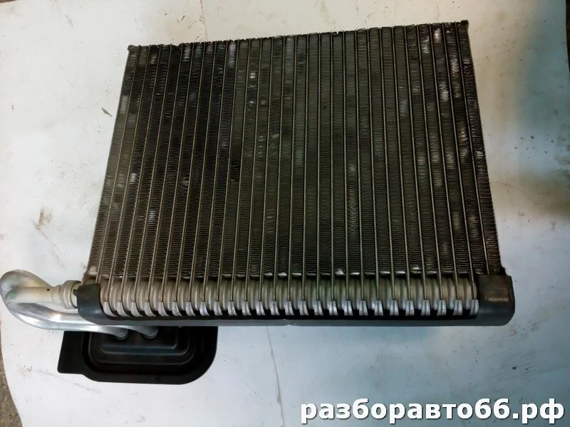 Испаритель кондиционера BMW X5 E70 N52B30AF 2007 - миниатюра 2