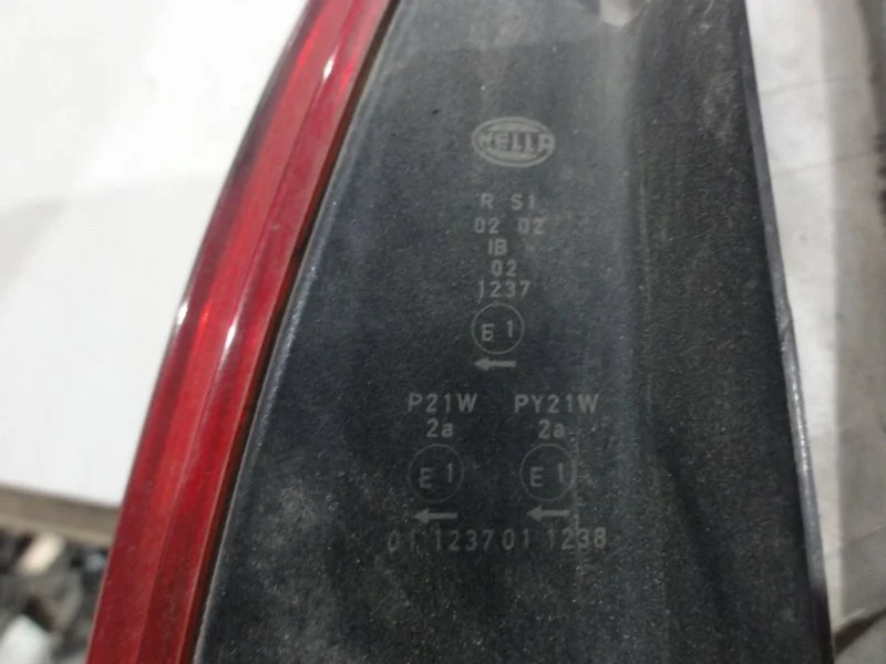 Фонарь наружный задний левый BMW 7 E65 N62B44A - миниатюра 3