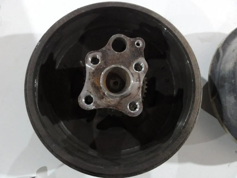 Ступица задняя Suzuki Swift 3 ZC11S110925 2005 - миниатюра 3