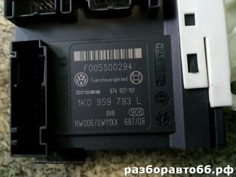 Моторчик стеклоподъемника передний левый - миниатюра 3