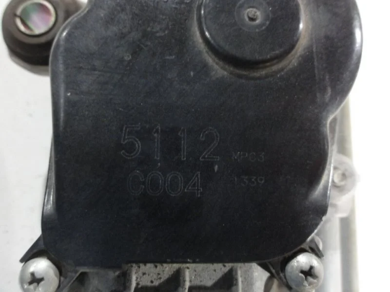 Трапеция стеклоочистителей Nissan Qashqai 2 MR20DD - миниатюра 3