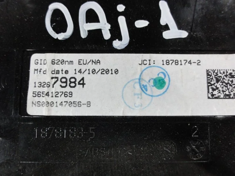 Дисплей информационный Opel Astra J A14NET 2010 - миниатюра 3