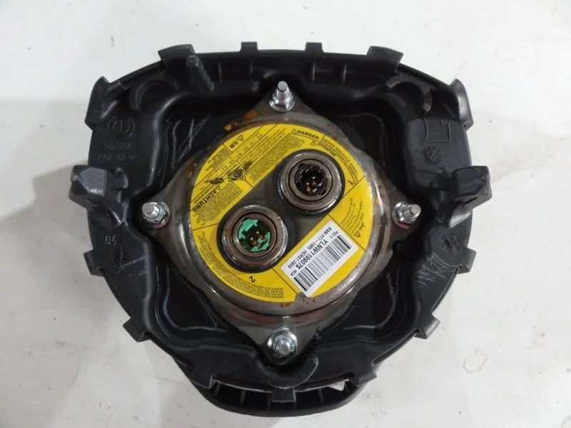 Подушка безопасности в руль BMW X6 E71 N63B44A - миниатюра 2