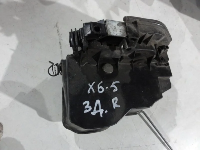 Замок двери задний правый BMW X6 E71 N55B30A 2013 - миниатюра 2