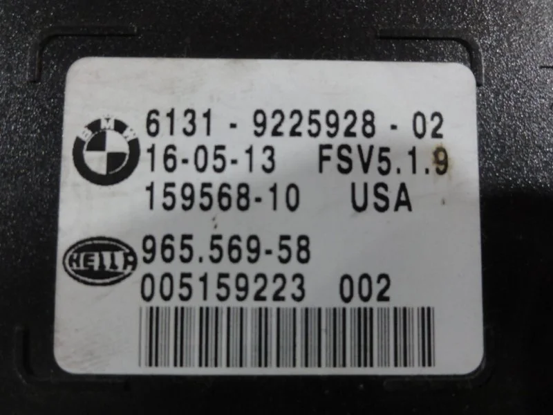 Плафон салонный передний BMW X6 E71 N55B30A 2013 - миниатюра 3