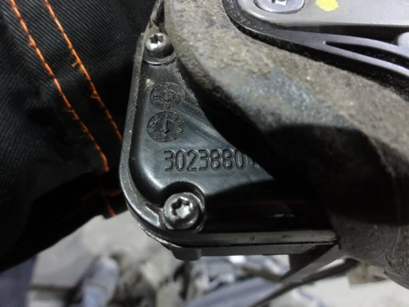 Замок двери задний правый Opel Astra J A14NET 2010 - миниатюра 4