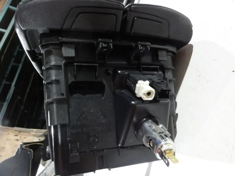 Подлокотник BMW X6 E71 N57D30B 2013 - миниатюра 5