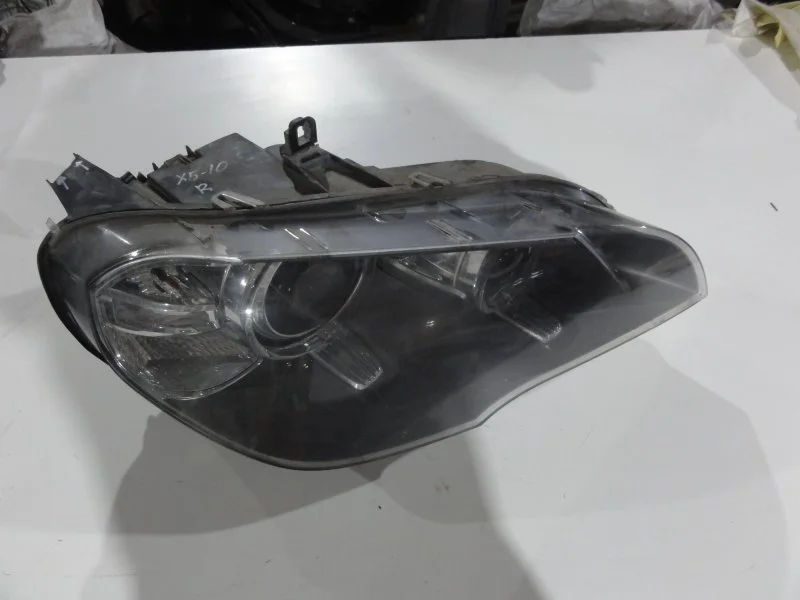 Фара ксеноновая передняя правая BMW X5 E70 N57D30B - изображение 1