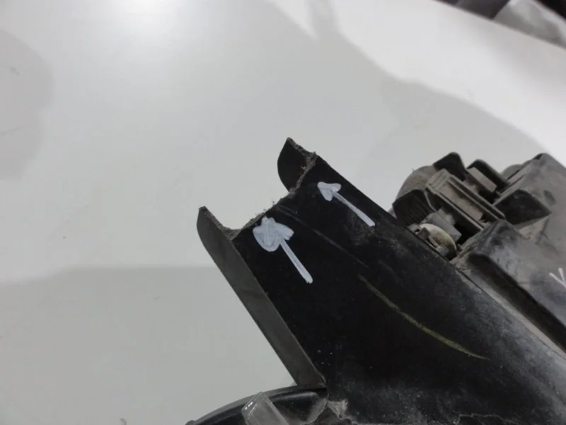 Фара ксеноновая передняя правая BMW X5 E70 N57D30B - миниатюра 2
