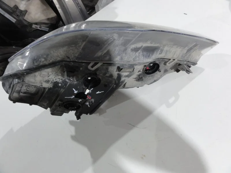 Фара ксеноновая передняя правая BMW X5 E70 N57D30B - миниатюра 9