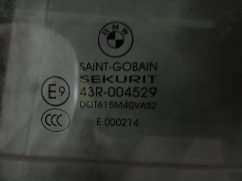 Стекло двери заднее левое BMW X5 E70 N57D30B 2010 - миниатюра 2