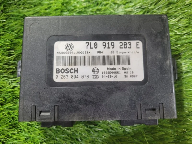 Блок парктроников Volkswagen Touareg AXQ 4.2 2004 - изображение 1