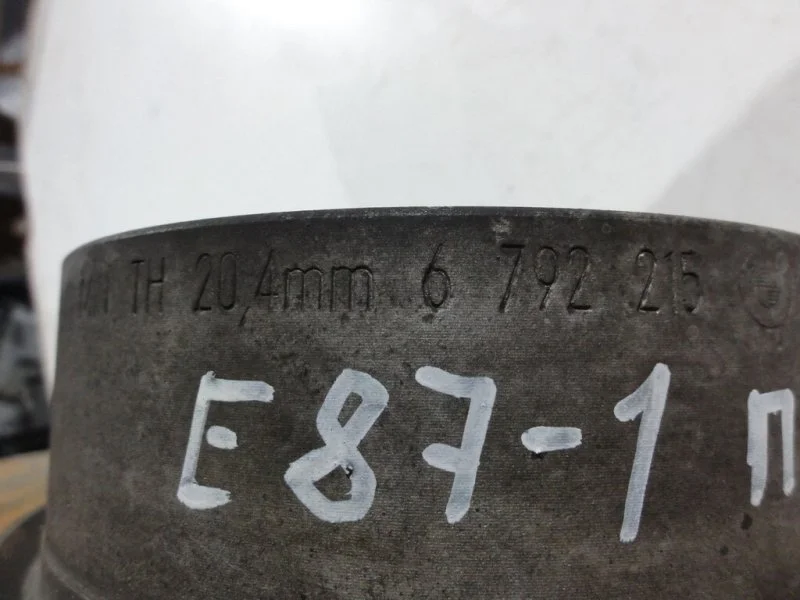 Диск тормозной передний BMW 1 E87 N45B16A 2011 - миниатюра 3