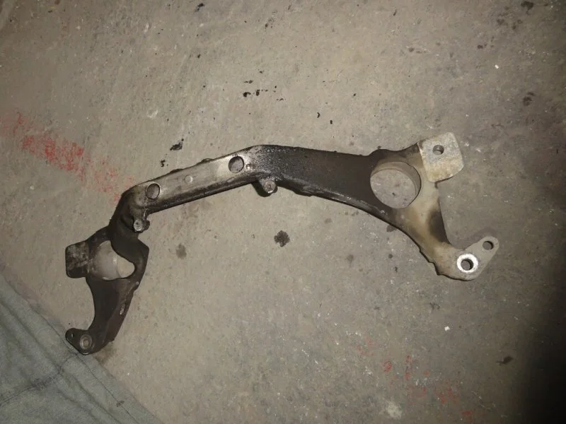 Балка передняя поперечная AUDI Q7 4L 4.2 BAR 2008 - миниатюра 4