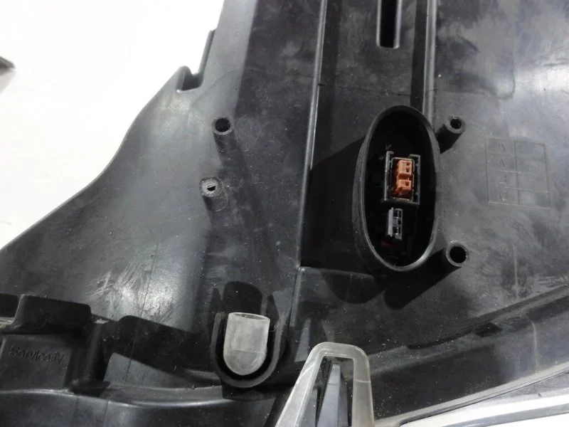 Фара ксеноновая передняя правая BMW X6 E71 N63B44A - миниатюра 4