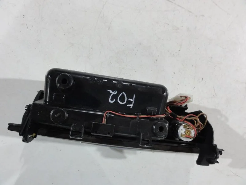 Пепельница BMW 7 F02 N63B44A 2010 - миниатюра 3