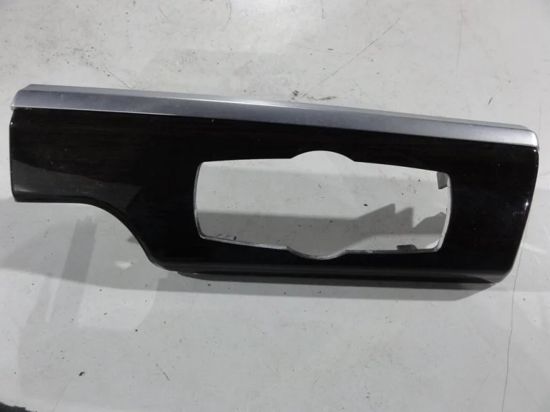 Накладка торпедо левая BMW 7 F02 N63B44A 2010 - изображение 1