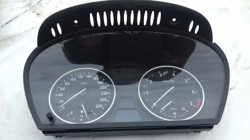 Панель приборов (щиток) BMW X5 E70 N52B30AF 2007 - изображение 1