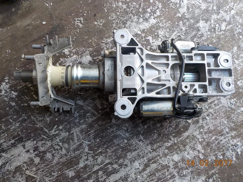 Колонка рулевая BMW 5 F10/F11 N47D20C 2013 - изображение 1