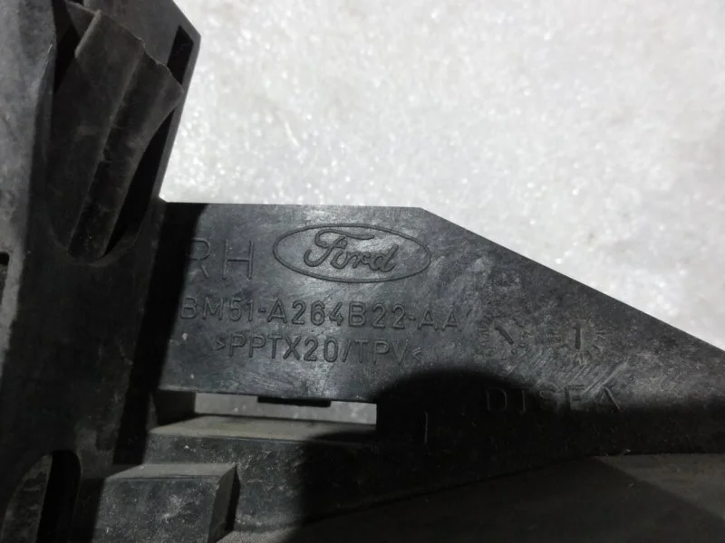 Замок двери задний правый Ford Focus 3 СЕДАН 1.6Л - миниатюра 5