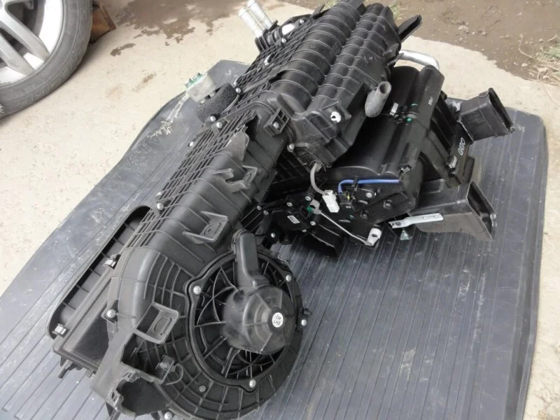 Корпус отопителя (печка) Hyundai IX55 3.0 AT D6EA - миниатюра 5