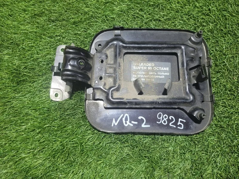 Лючок бензобака Nissan Qashqai 1 MR20DE 2011 - миниатюра 3