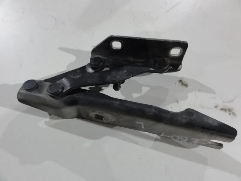Петля капота левая BMW 5 E60/E61 N46B20BE 2008 - миниатюра 2