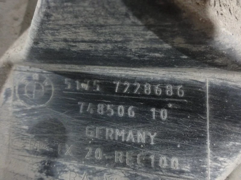 Пыльник рулевой колонки правый BMW 7 F02 N63B44A - миниатюра 3