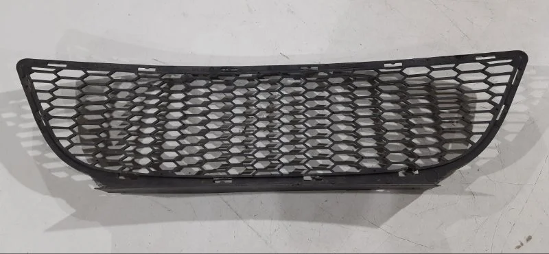 Решетка бампера передняя BMW 3 E91/E90 N52B25 2008 - миниатюра 2