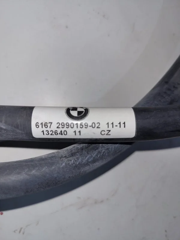 Шланг форсунок омывателя BMW X1 E84 N46B20 2011 - миниатюра 3