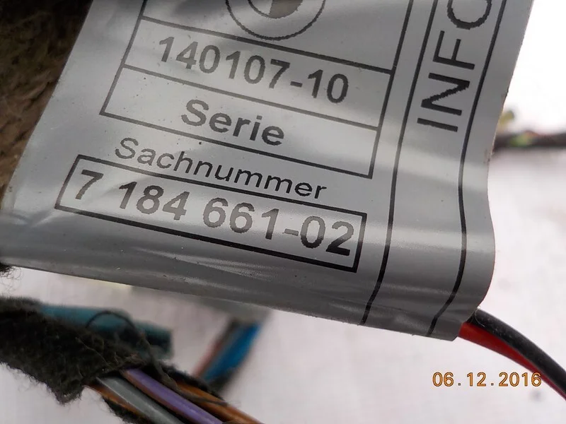Проводка двери задняя левая BMW X5 E70 M57N2 2008 - миниатюра 3