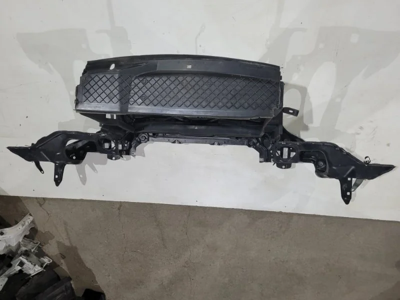 Панель передняя (телевизор) BMW 7 E65 N62B48 2006 - миниатюра 4