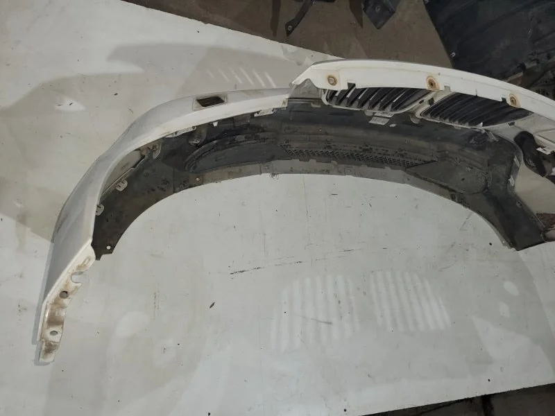 Бампер передний BMW X1 E84 N46B20 2011 - миниатюра 5